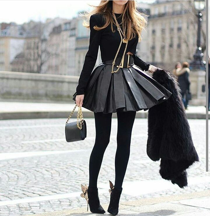 Super cute black leather skirt outfit to dress with to a party