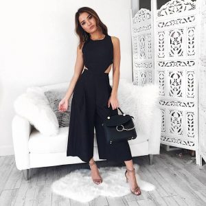 black culottes outfit