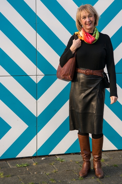 Leather skirt winter outfit