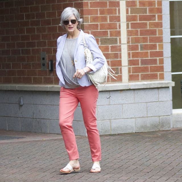 2023 Beautiful Casual Outfits For 50 Year Old Woman To Copy