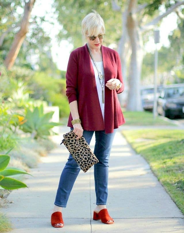 Spring casual outfits for 50 year old woman