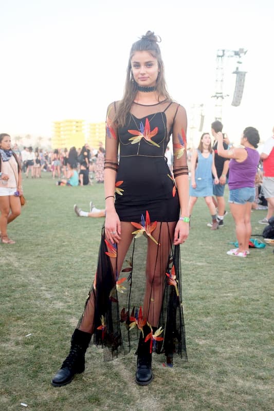 What to wear to music festival
