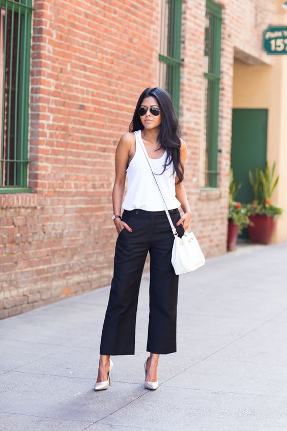 Black wide pants outfit