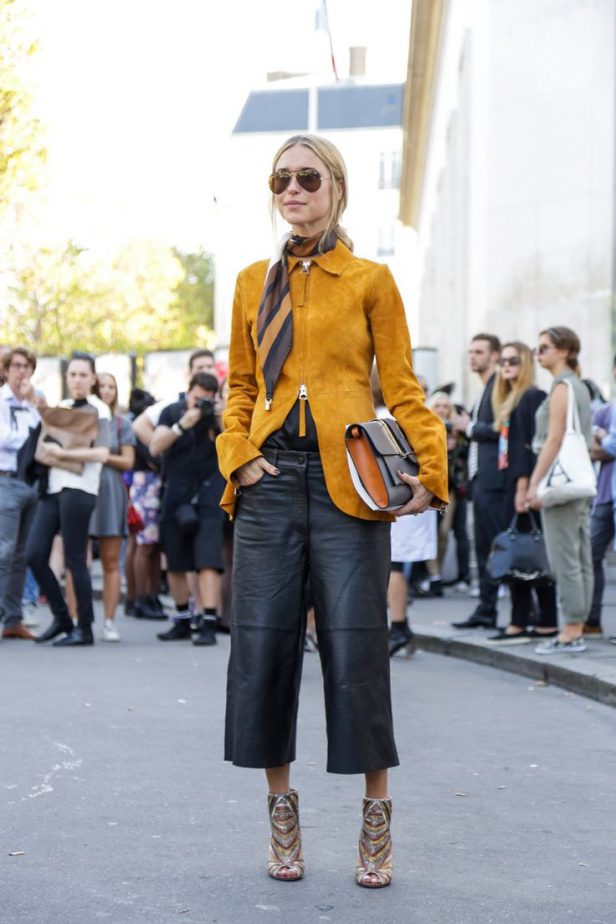 Smart casual black culottes outfit